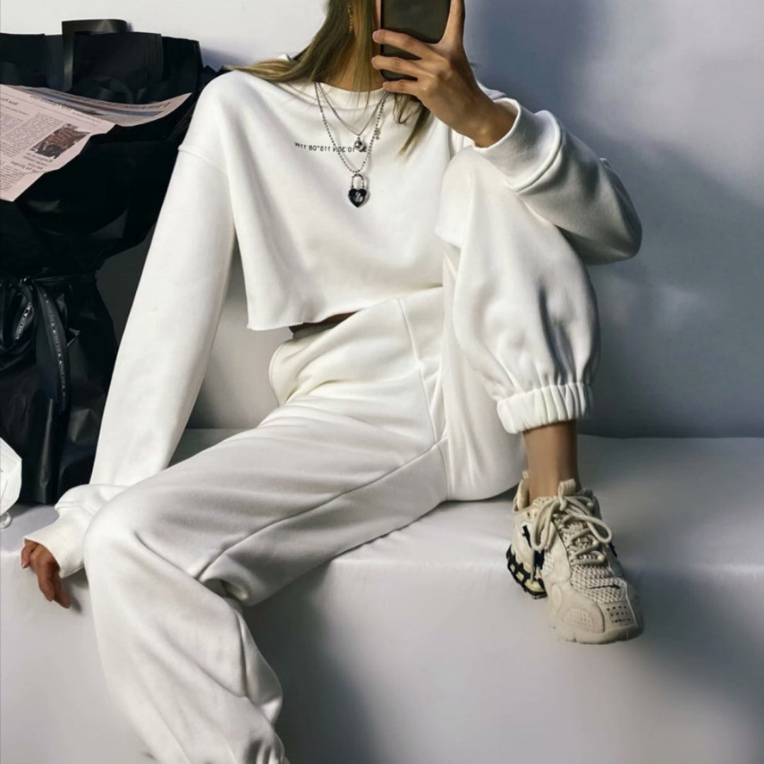 Cropped Sweatshirt with Joggers