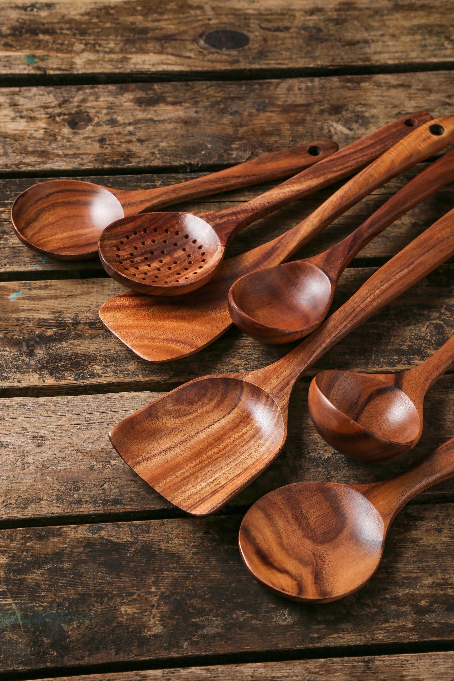 7-Piece Classic Wooden Kitchen Utensil Set