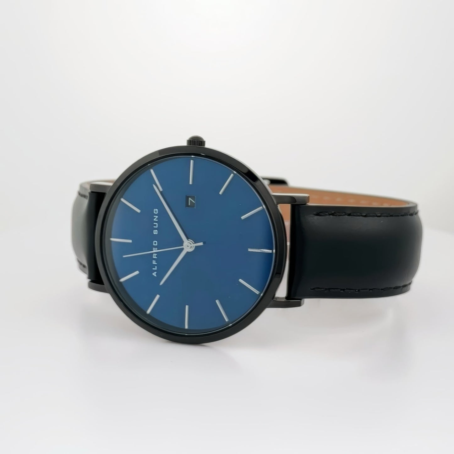 ALFRED SUNG Metropolitan Leather Watch