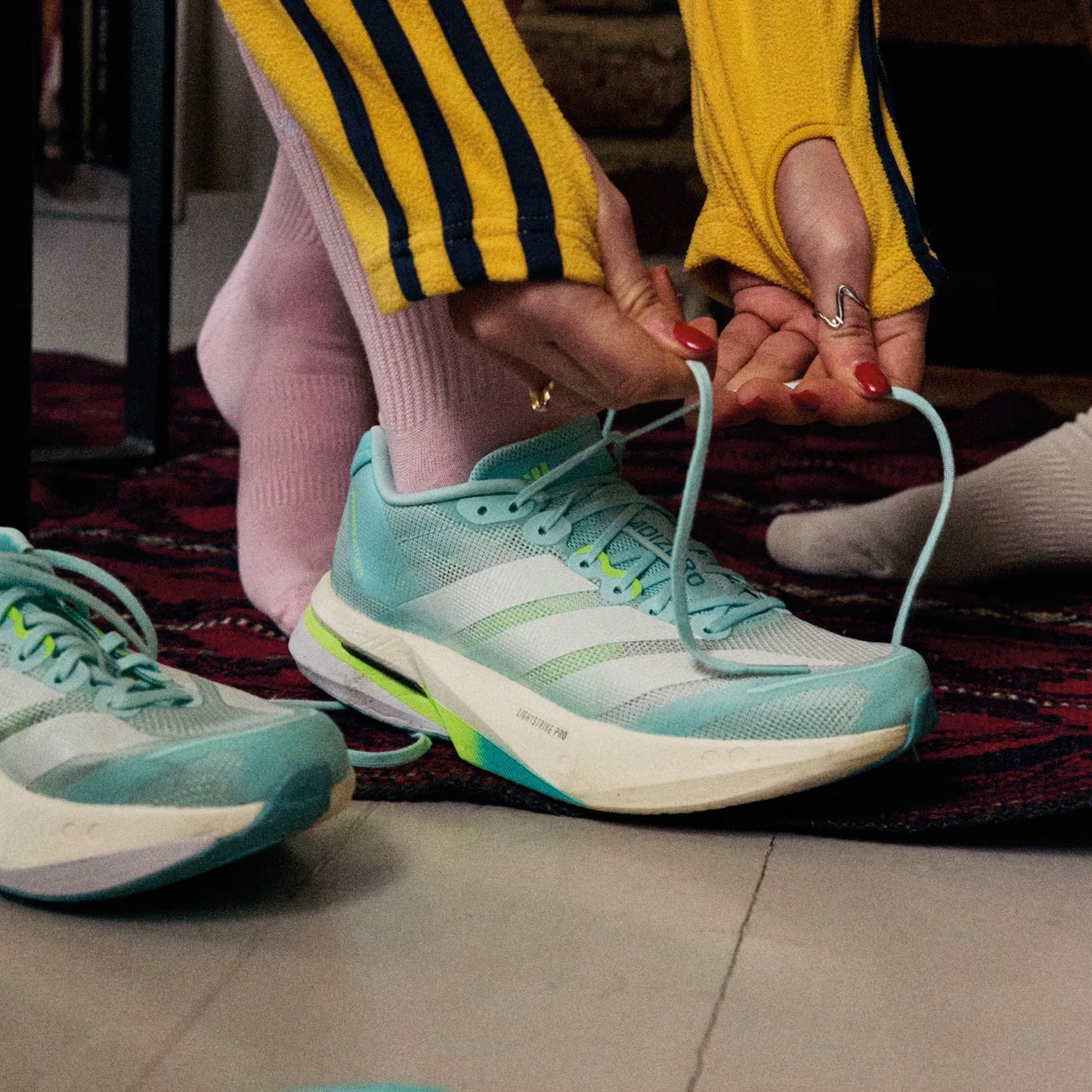 ADIDAS Women's Adizero Boston 13 Running Shoes – Flash Aqua/Metallic