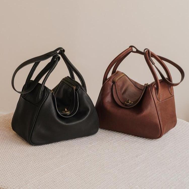 Vegetable Tanned Leather Large Capacity Shoulder Bag