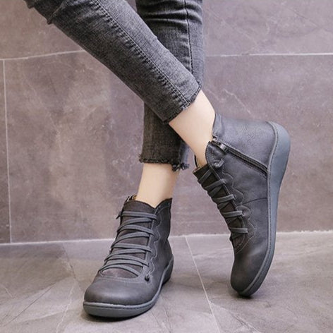 Women's Flat Leather Ankle Boots with Side Zipper