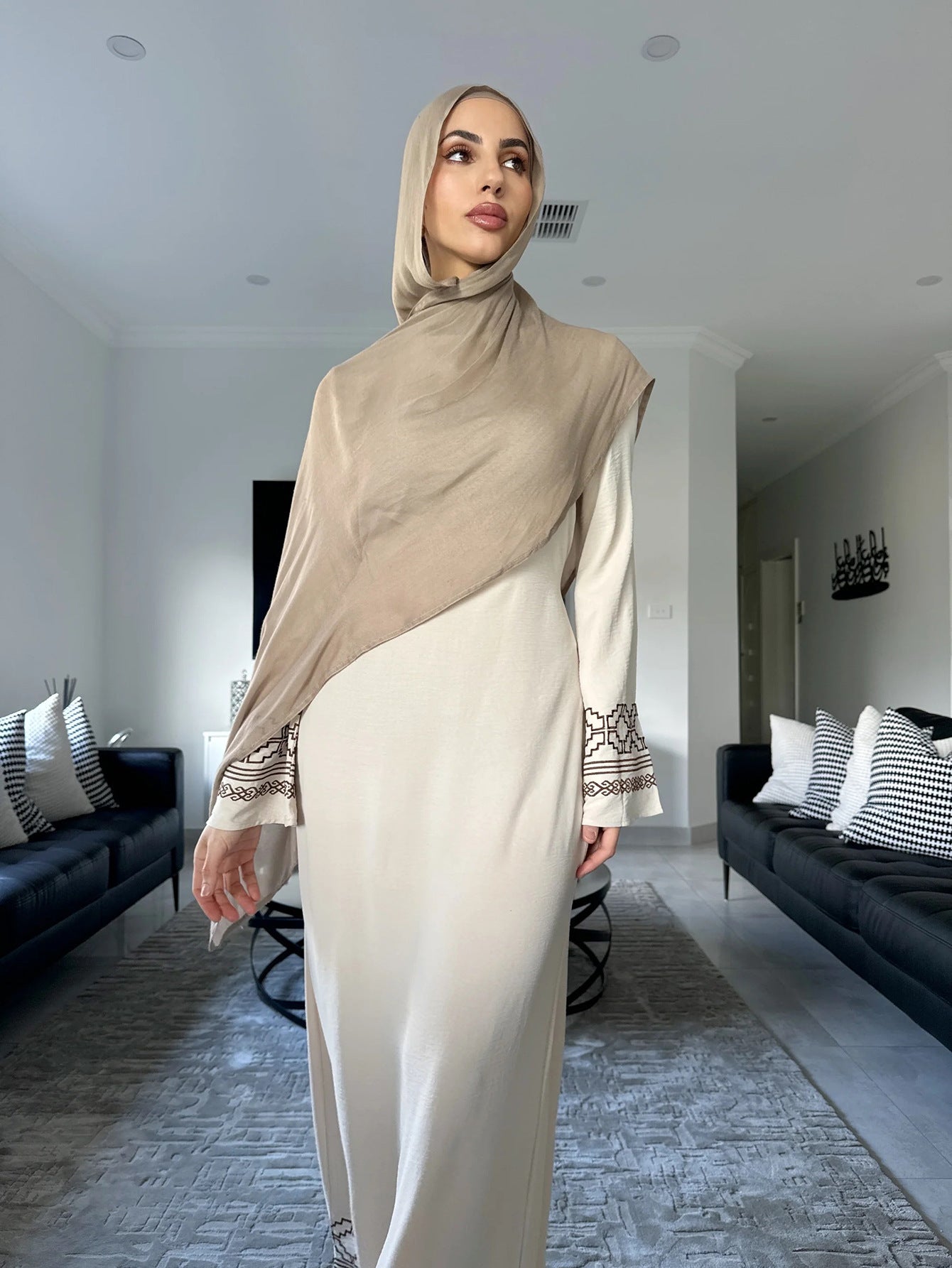 Flare-Sleeved Embroidered Abaya