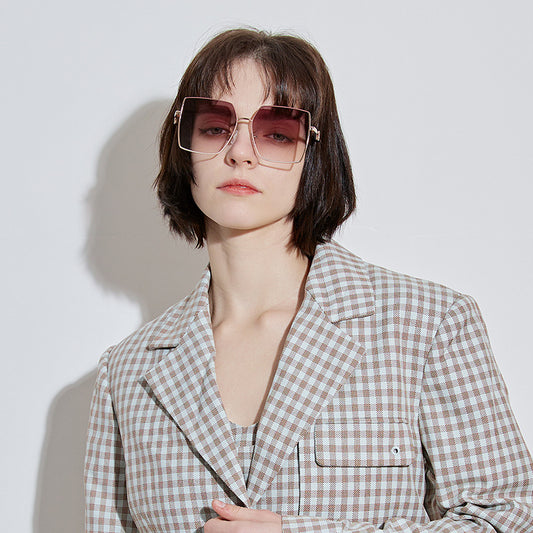 Gradient Lens Oversized Sunglasses