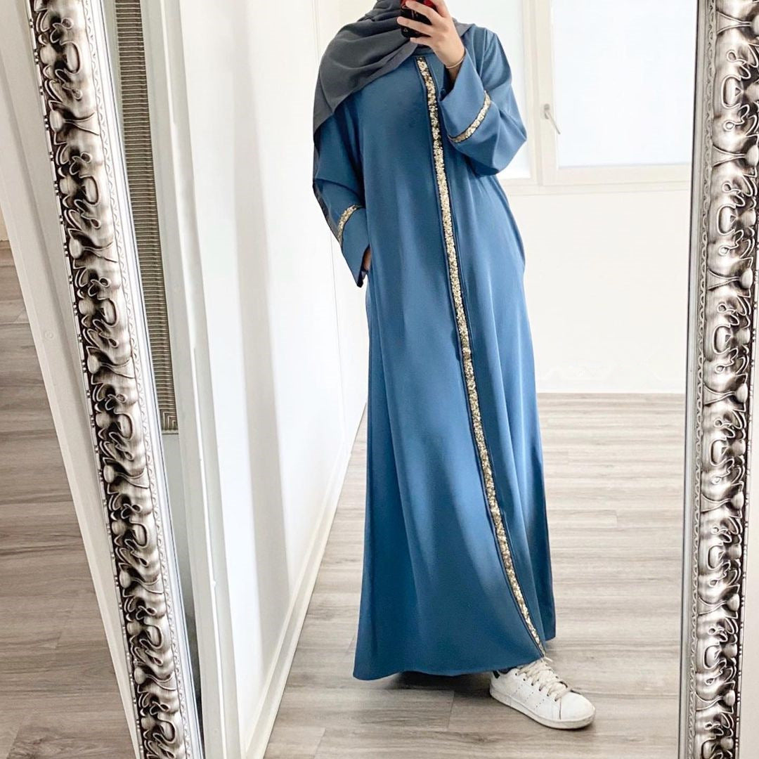 Loos Abaya with Gold-Trimmed Edges