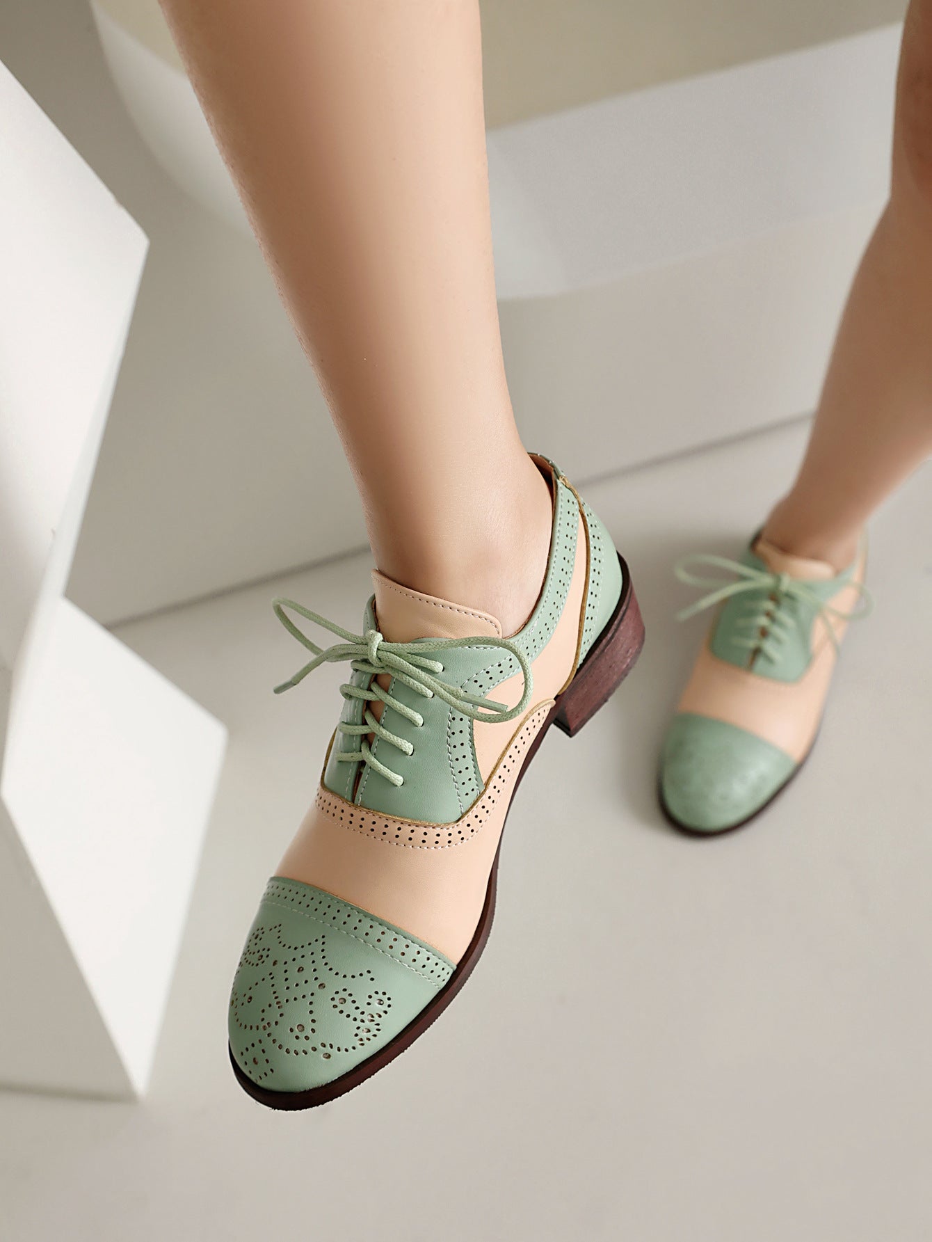 Women's Two-Tone Brogue Oxfords