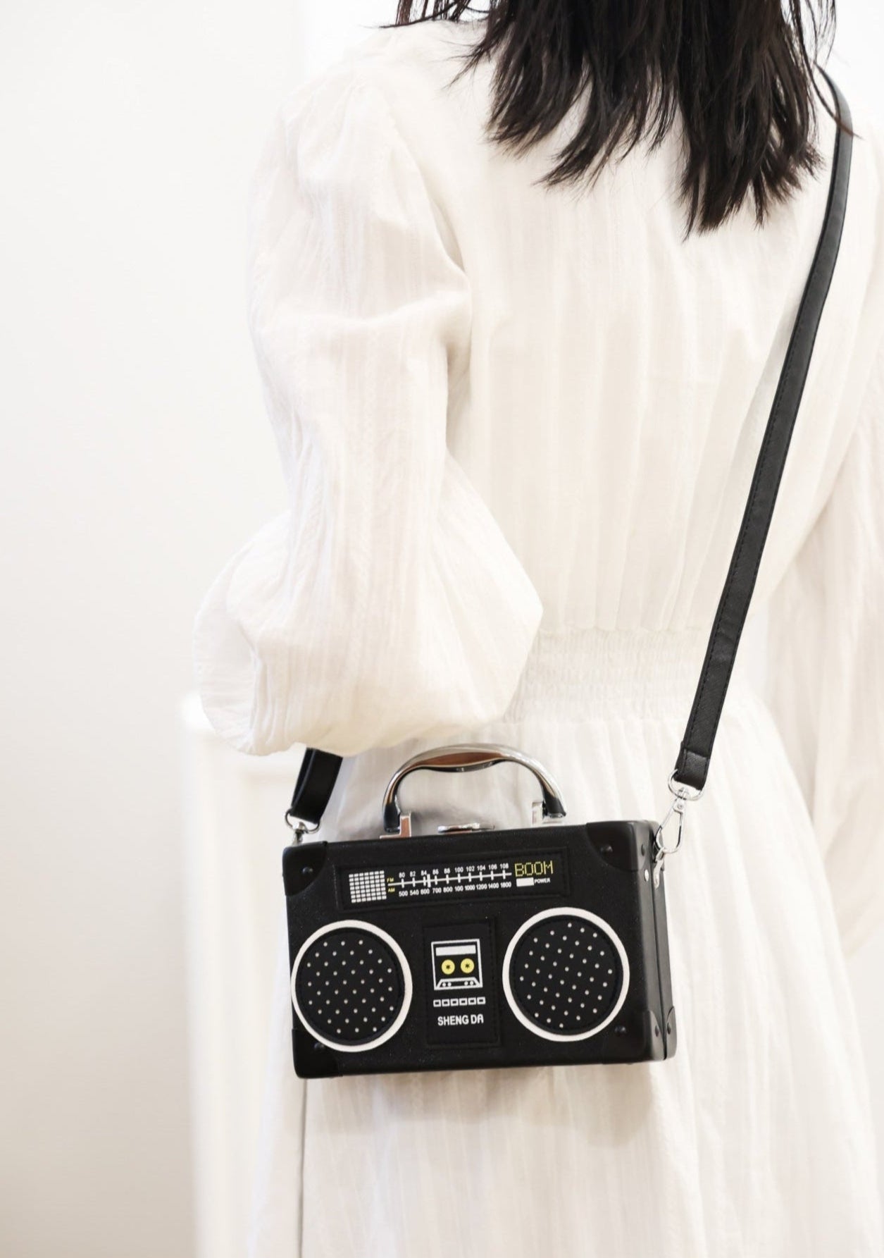 Retro Boombox-Shaped Handbag