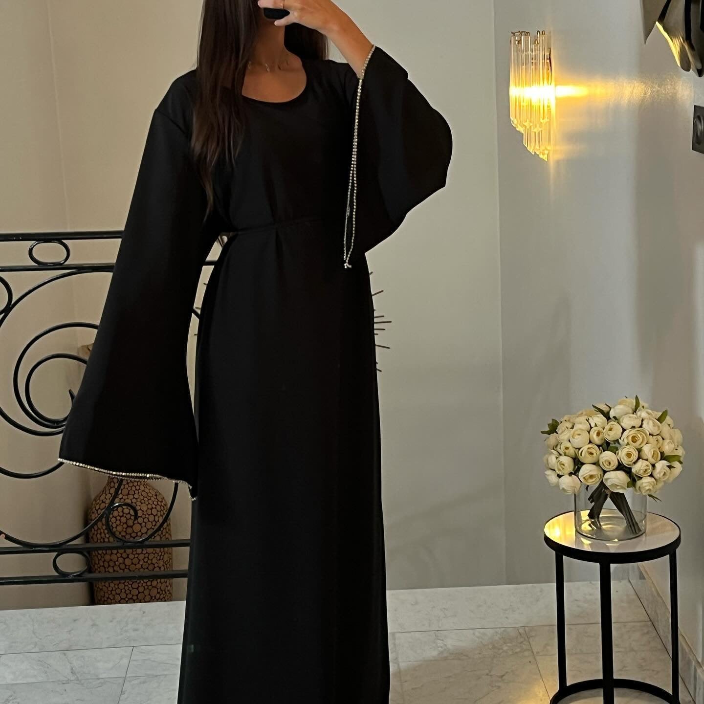 Loose Cuff Chain Abaya
