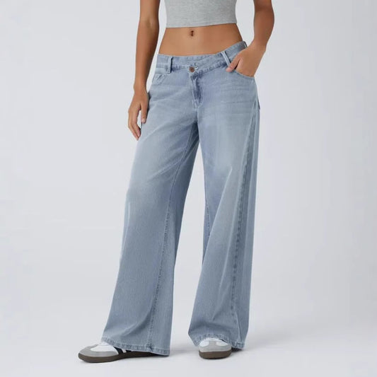 Low-Rise Wide Leg Jeans