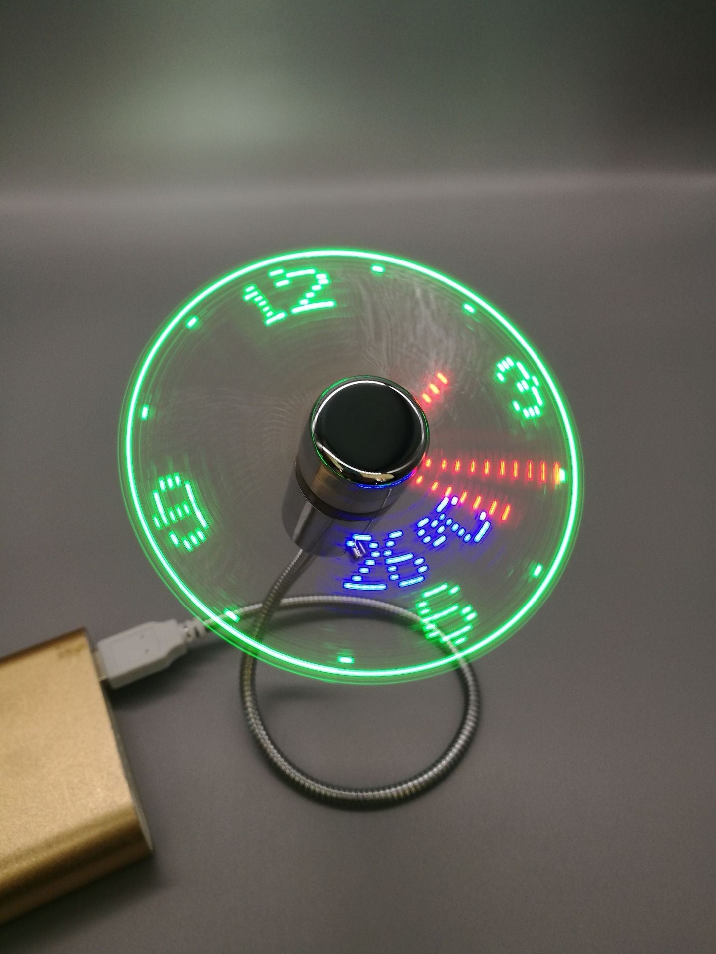 Mini USB Clock Fan with Temperature Display