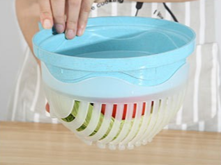 2-in-1 Salad & Fruit Cutter Bowl