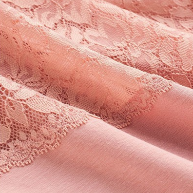 High-Waisted Seamless Lace Panties