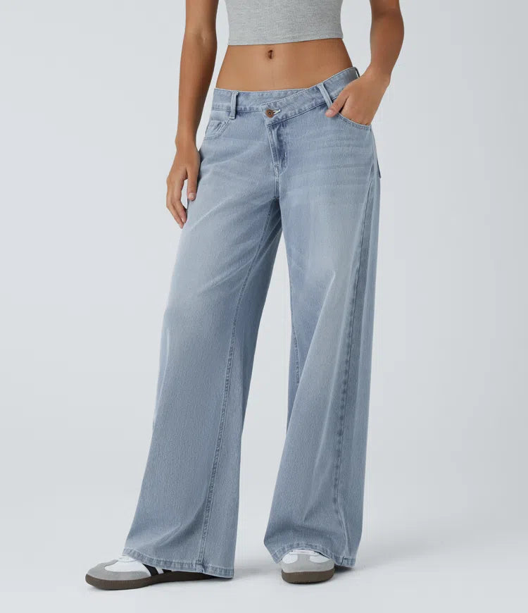 Low-Rise Wide Leg Jeans