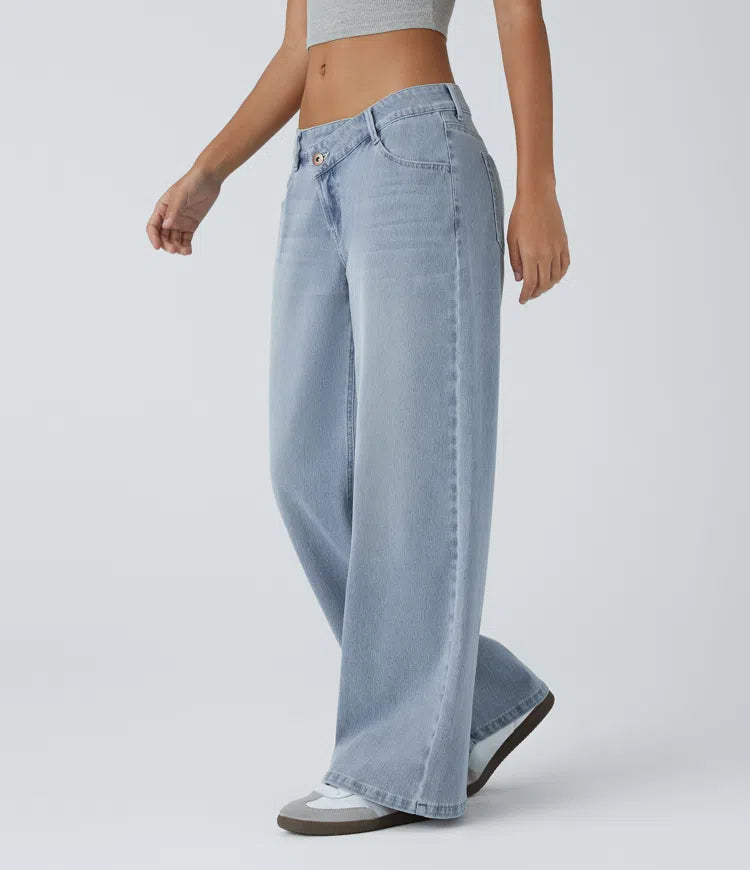 Low-Rise Wide Leg Jeans
